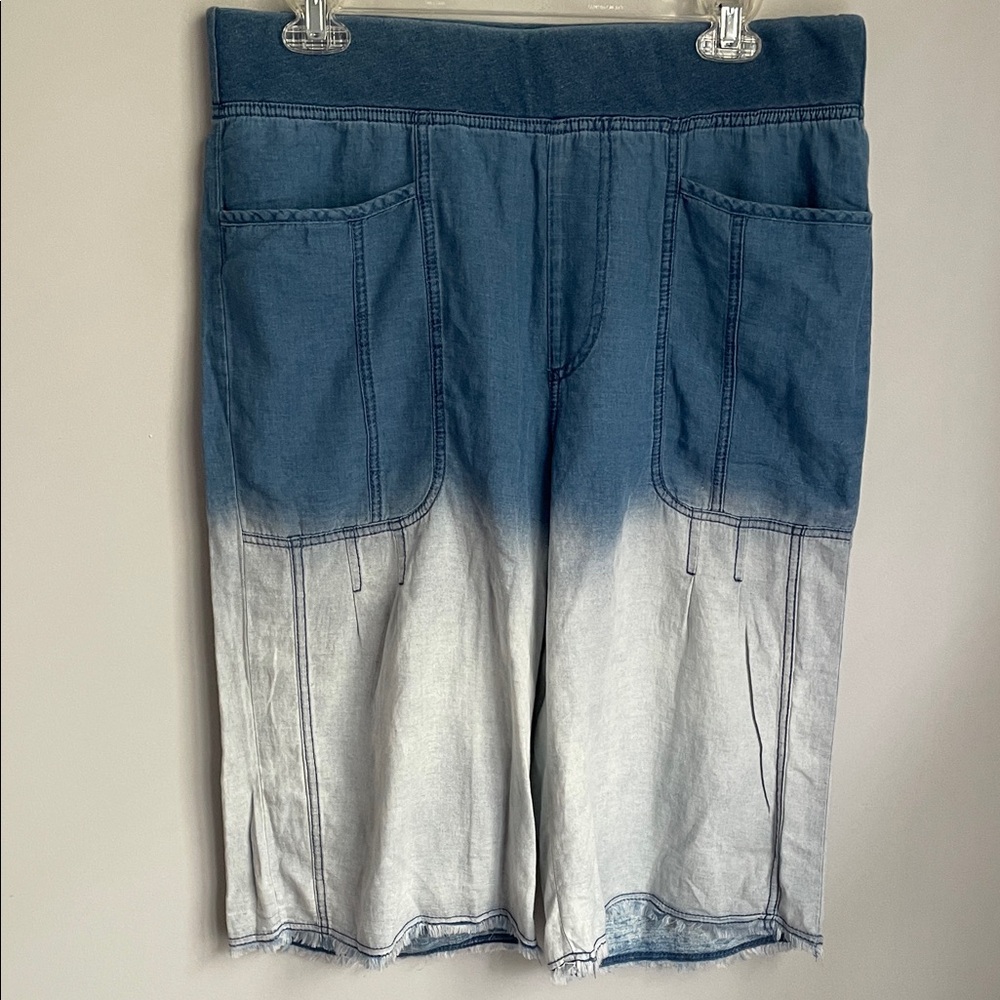 New XCVI Themia Twill Indigo Blue and White Ombre Bermuda Shorts Size Medium - Picture 4 of 11